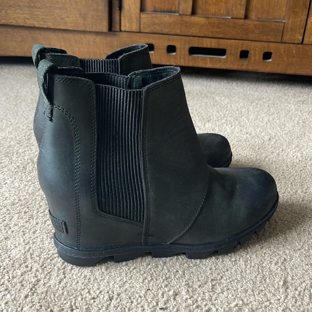 Wedge Sorel boots